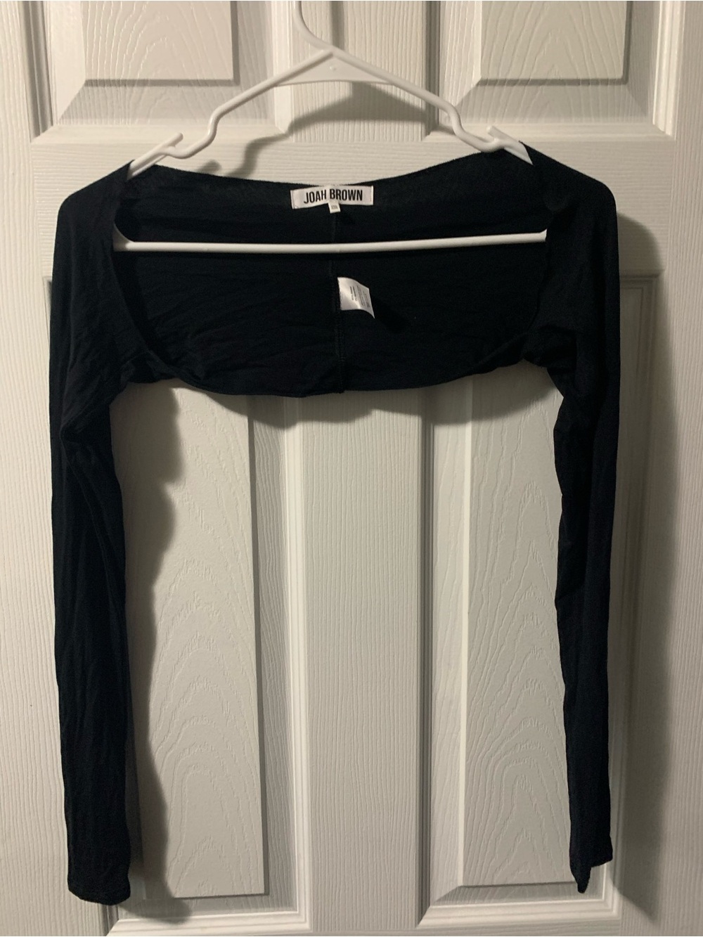 Joah Brown Black Cropped Long-Sleeve Shrug